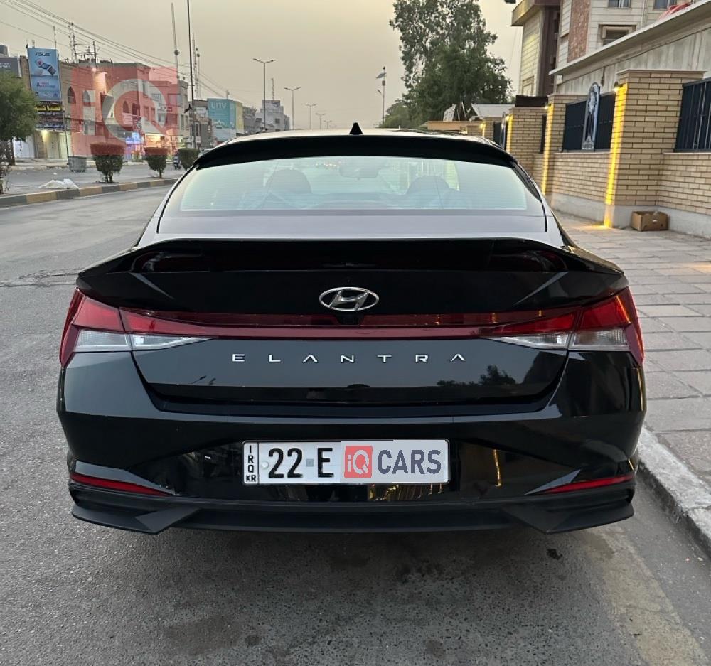 هیۆندای ئەلەنترا